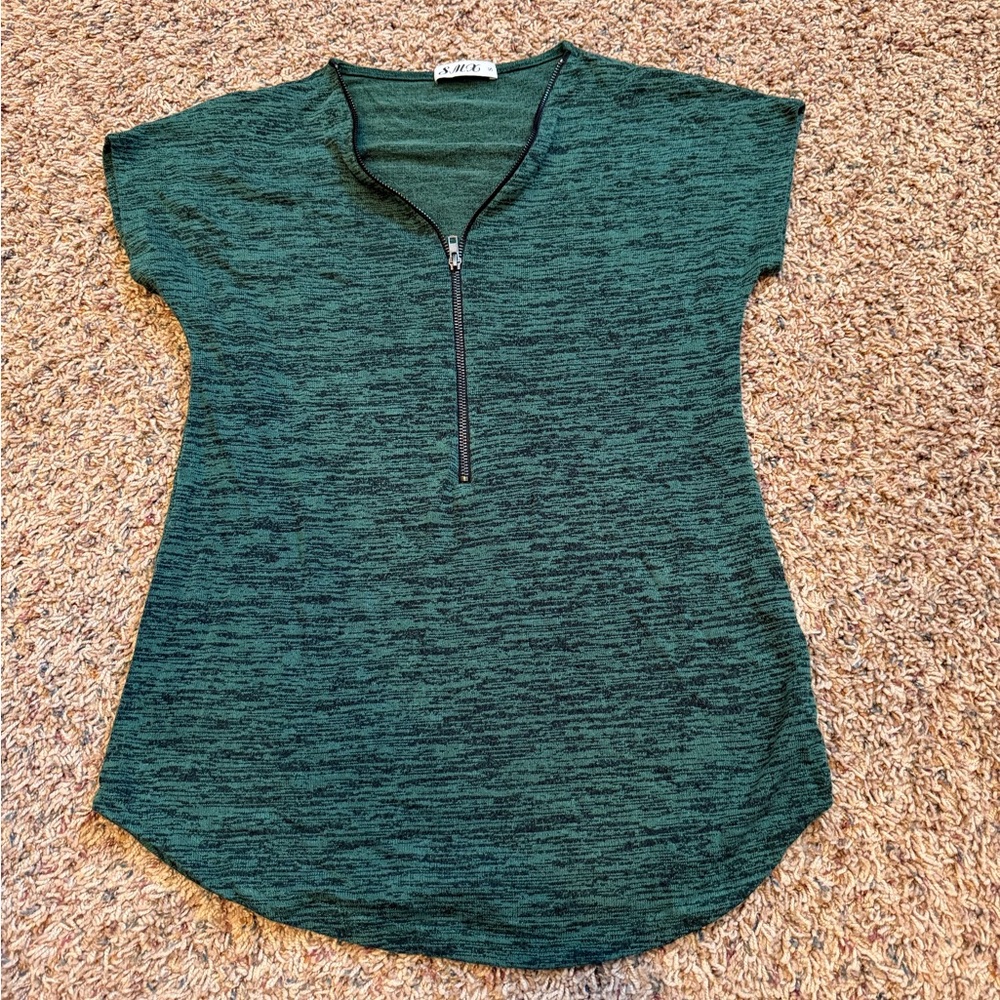 Zip-Neck Short Sleeve Top in Deep Teal Green